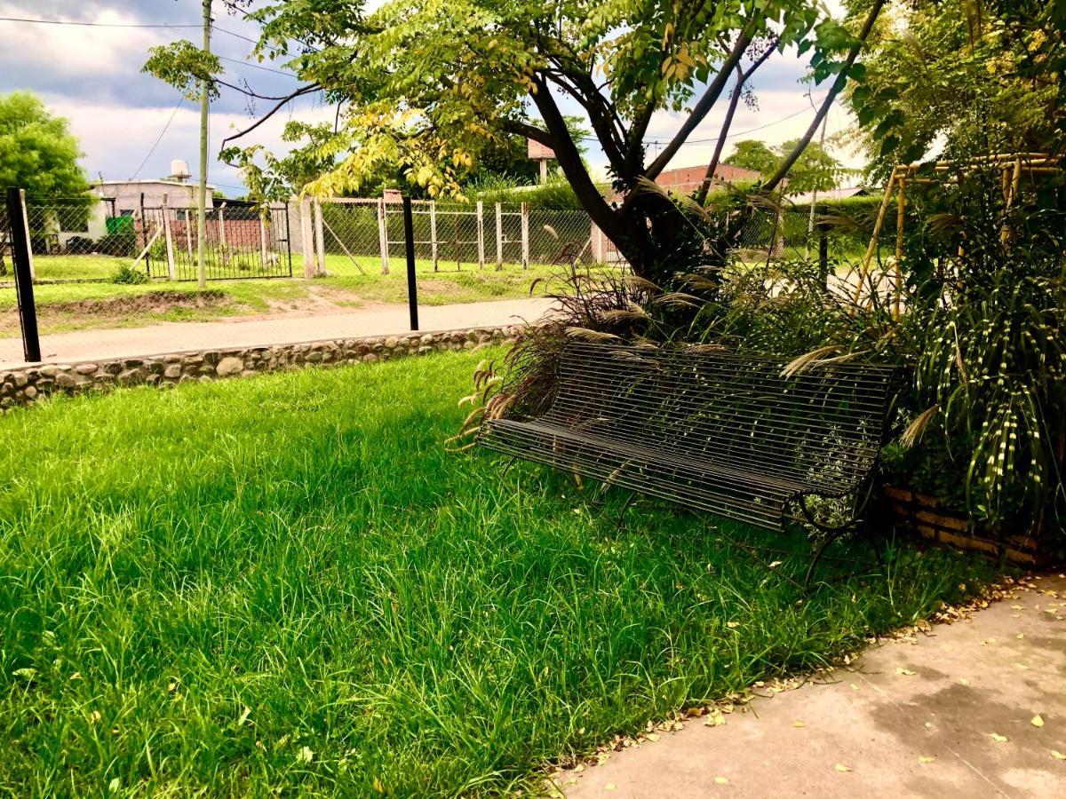 Hostal Los Faroles Chicoana 外观 照片