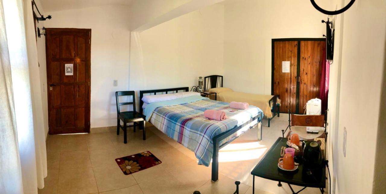 Hostal Los Faroles Chicoana 外观 照片
