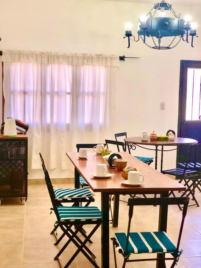 Hostal Los Faroles Chicoana 外观 照片