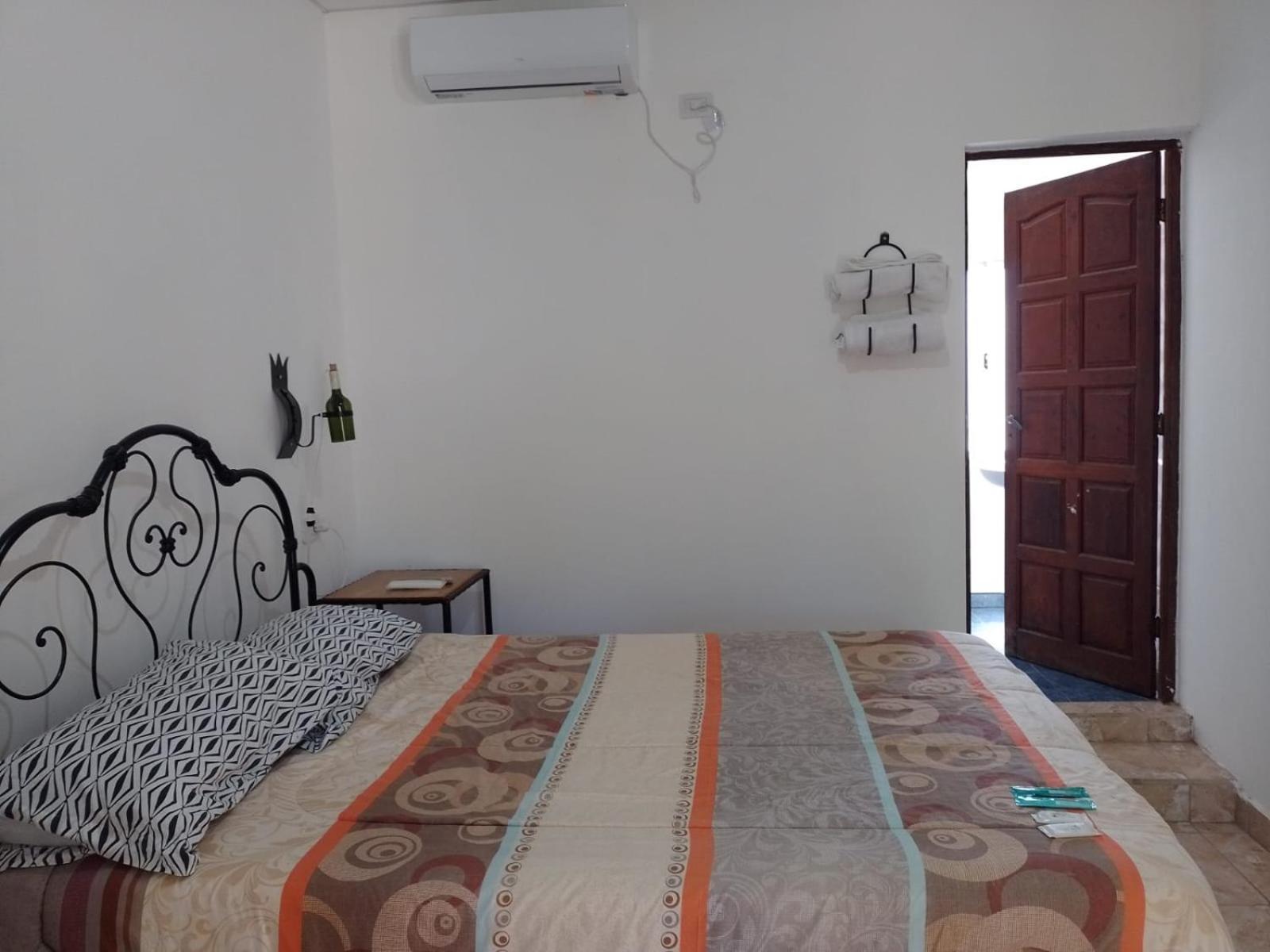 Hostal Los Faroles Chicoana 外观 照片