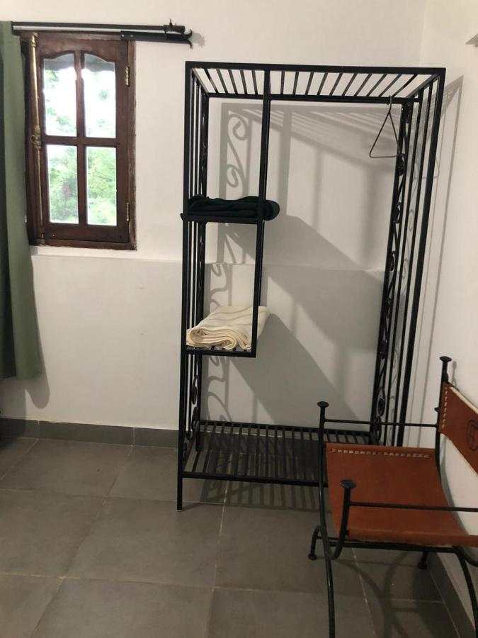 Hostal Los Faroles Chicoana 外观 照片